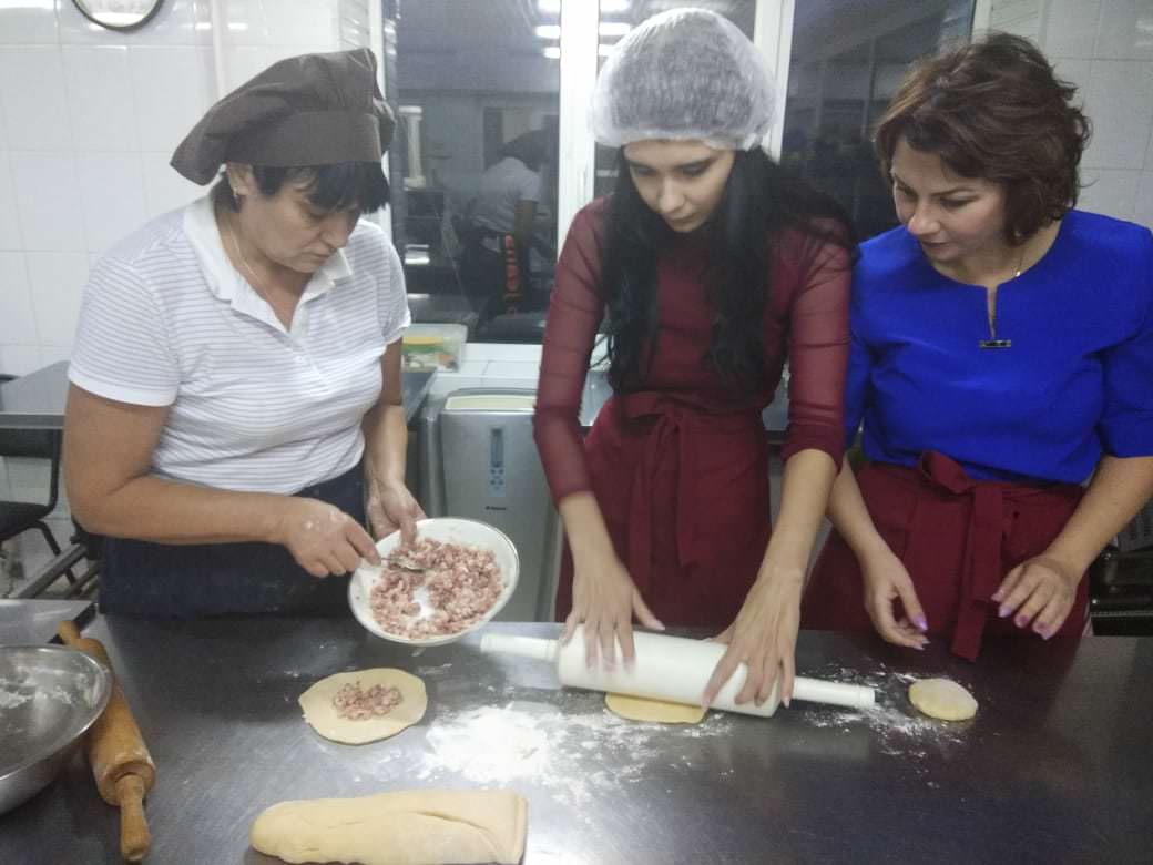 Капустный пирог и не только: в АГУ прошёл кулинарный мастер-класс