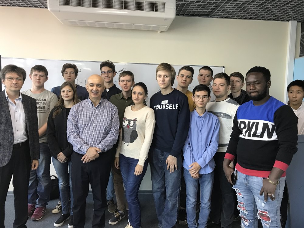 ����� ������������ ���������� � ���