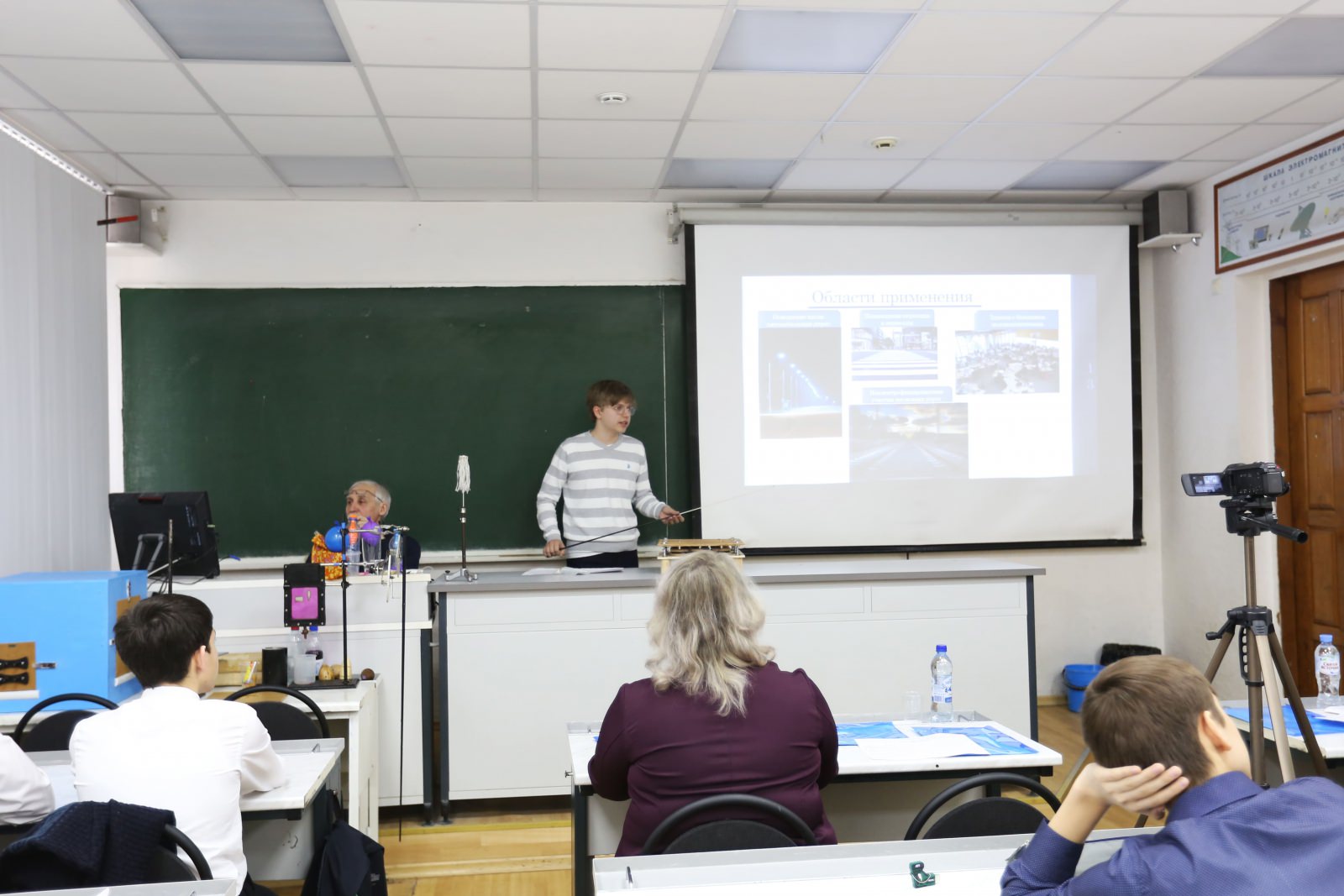 Астраханские школьники занимаются физикой и одерживают научные победы благодаря АГУ