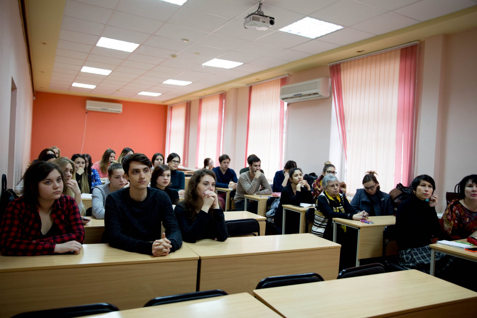 ����� ���������� ����� � ���