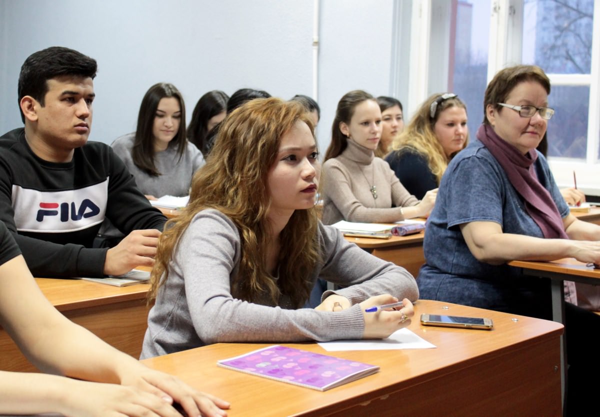 АГУ приглашает на «Русский по пятницам»