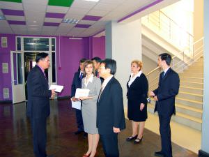 ����� � ��� �������� ��������� �� ���� IHI (Ishikawajima-Harima Heavy Industries), Kawasaki � ULVAC Inc. (30�31 ������� 2008 ����)