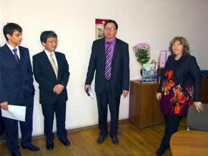 ����� � ��� �������� ��������� �� ���� IHI (Ishikawajima-Harima Heavy Industries), Kawasaki � ULVAC Inc. (30�31 ������� 2008 ����)